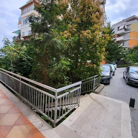 Apartament-lake * Tirana